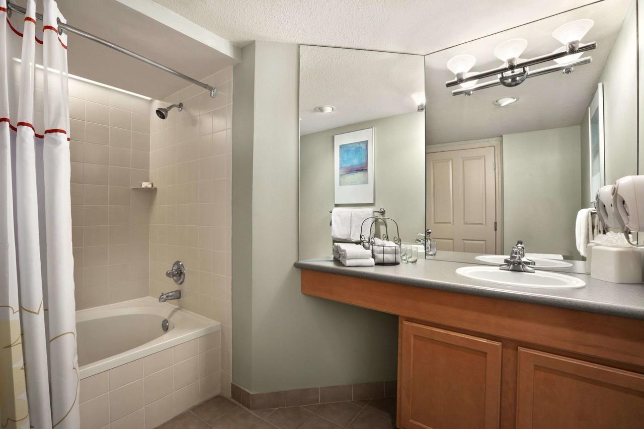 Hawthorn Suites By Wyndham Overland Park Bagian luar foto